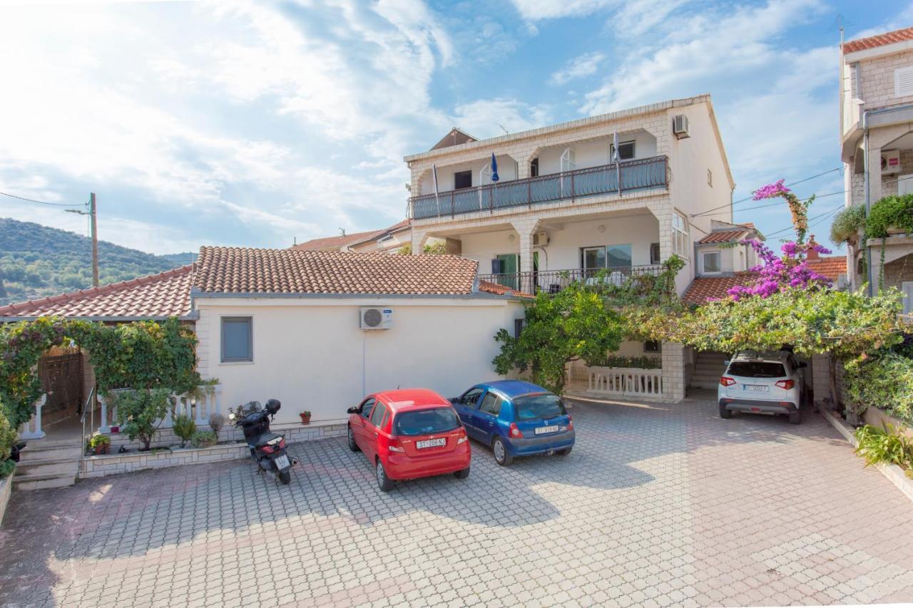 Twin Room Marina 5953A Exterior photo